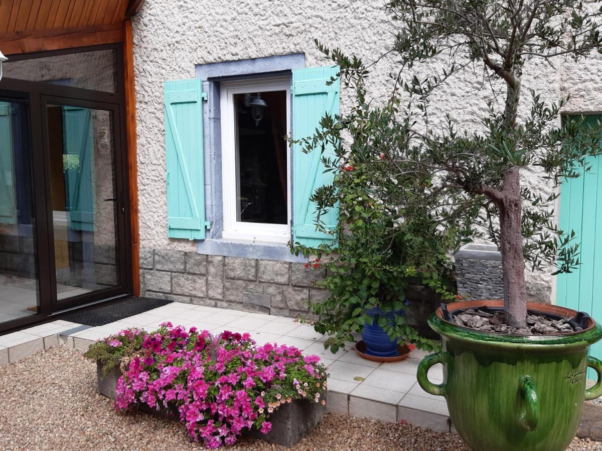 La Ferme De Capucine Bed & Breakfast Culhat Exterior photo